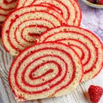 Gâteau roulé à la confiture : le dessert pour enfants toujours apprécié